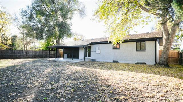 956 Iola Street