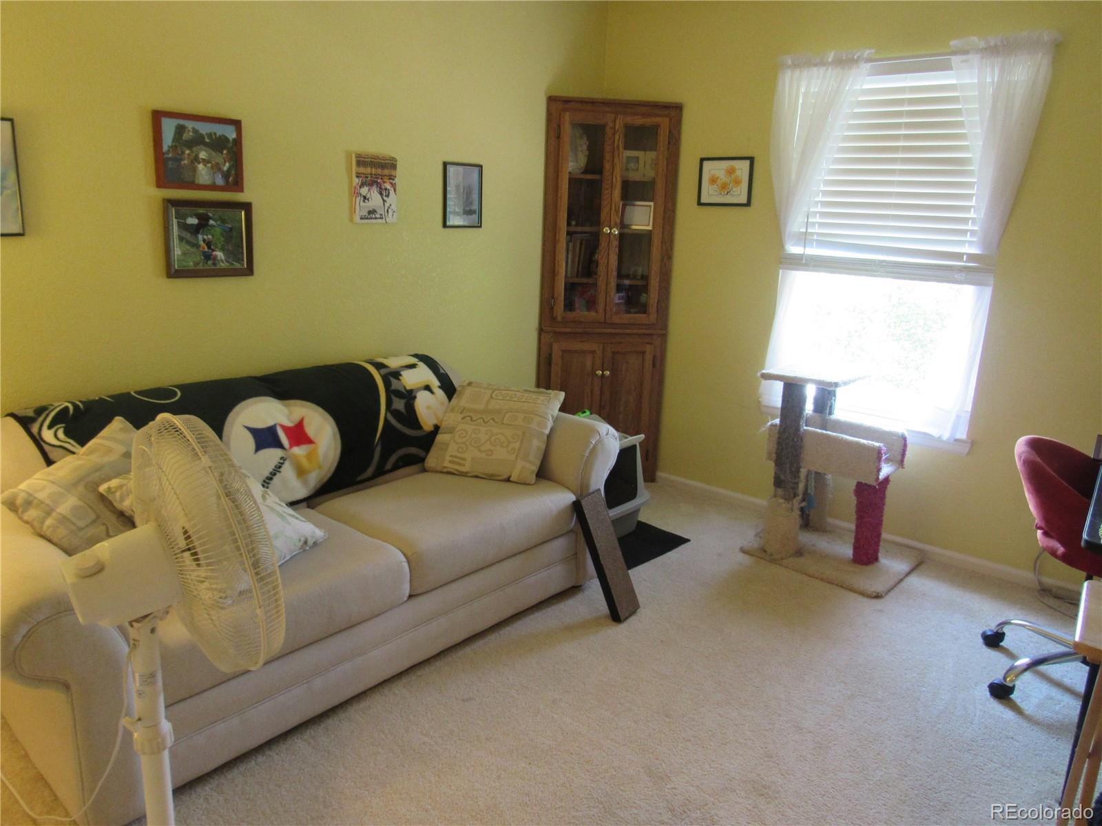 7863 E Maple Place