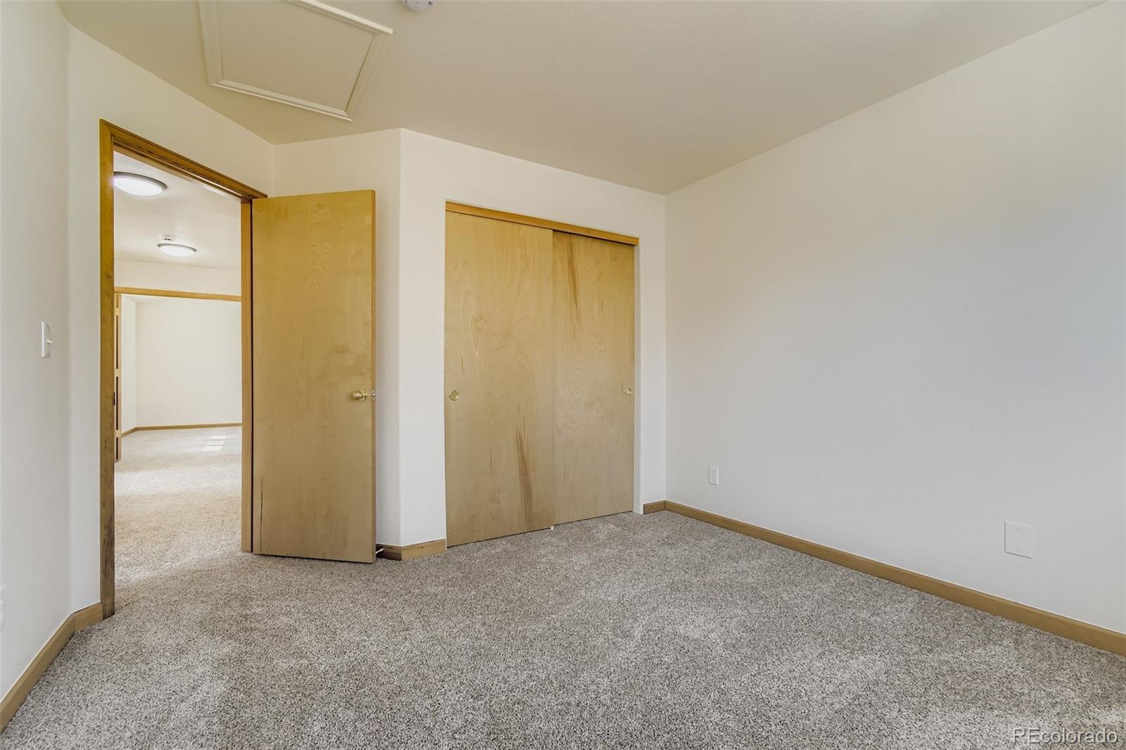2123 W 101st Circle