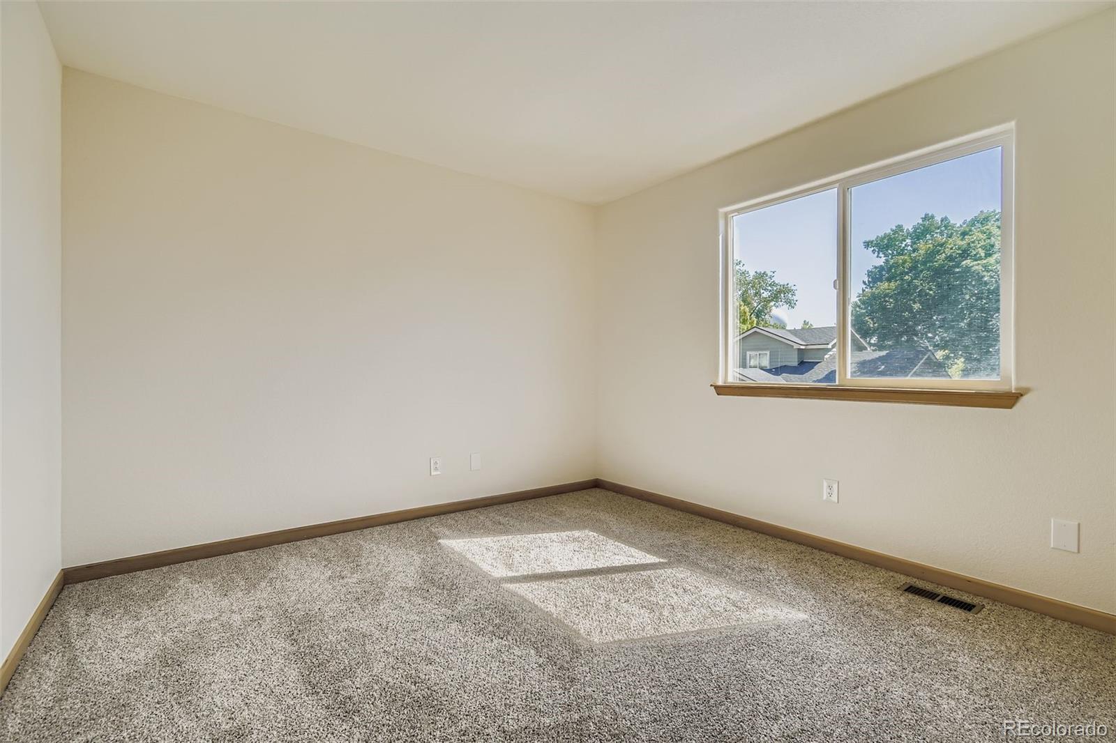 2123 W 101st Circle