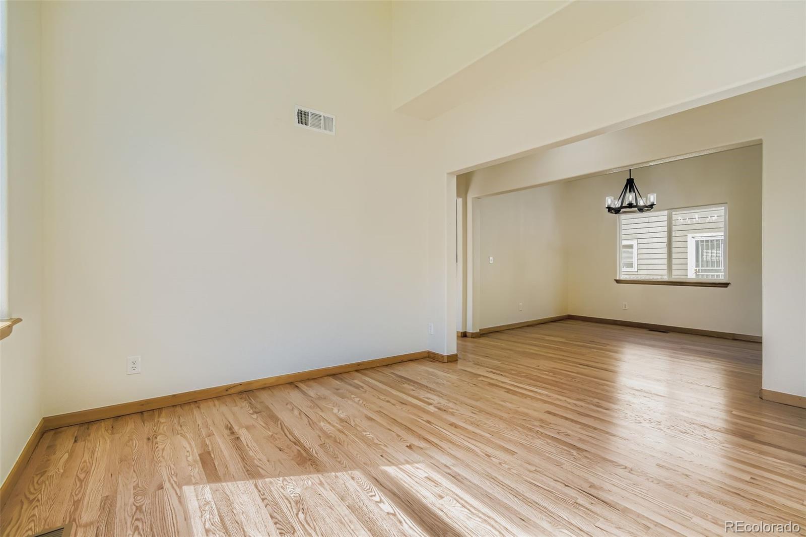 2123 W 101st Circle