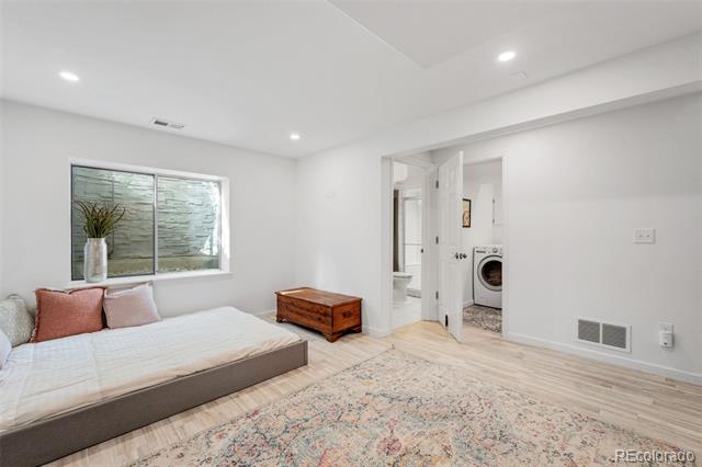 8428 Tabor Circle