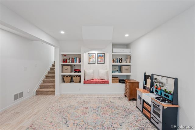 8428 Tabor Circle