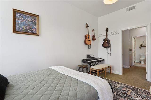 1700 N Emerson Street Unit: 305