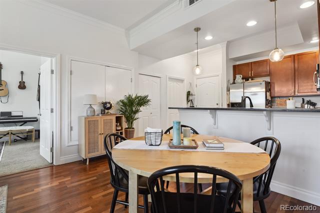 1700 N Emerson Street Unit: 305