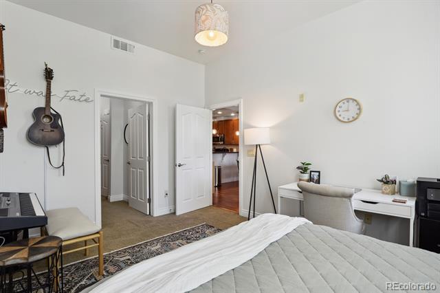 1700 N Emerson Street Unit: 305
