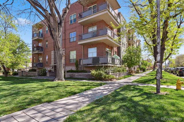 1700 N Emerson Street Unit: 305