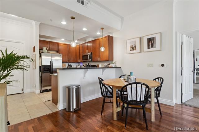 1700 N Emerson Street Unit: 305