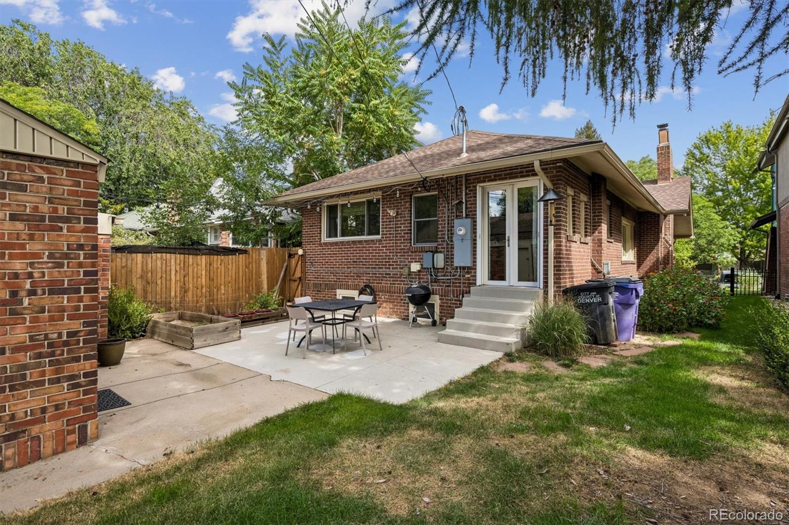 2665 Dahlia Street