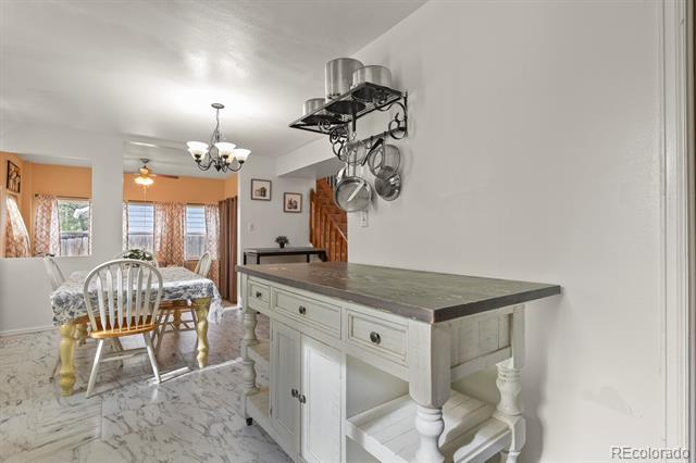 4559 Sunnyhill Drive