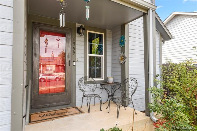 4559 Sunnyhill Drive