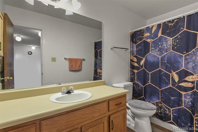 4559 Sunnyhill Drive