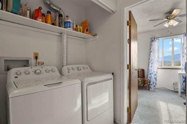 4559 Sunnyhill Drive