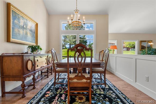 10 Oakmont Lane