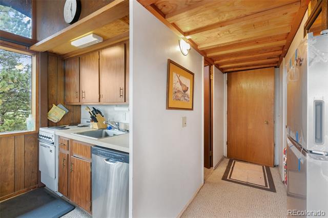 65 Mesa Drive