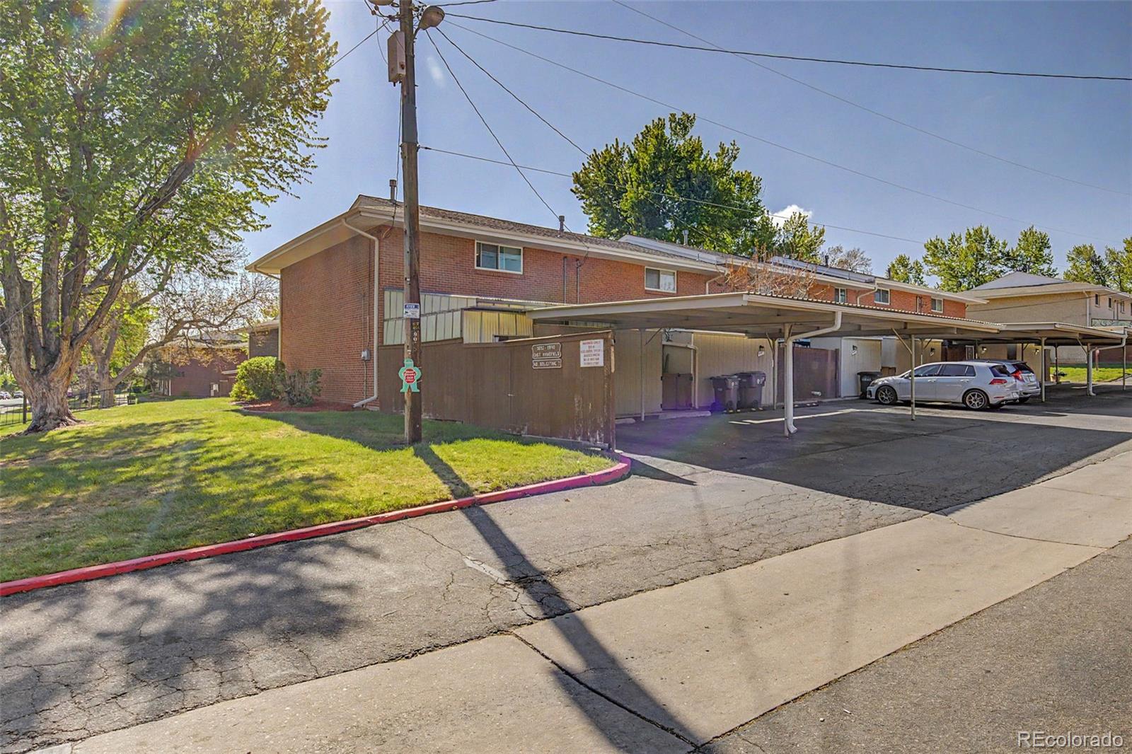 9002 E Mansfield Avenue