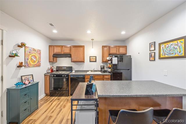 2829 W 53rd Avenue Unit: 102