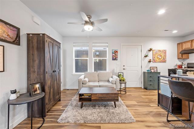 2829 W 53rd Avenue Unit: 102