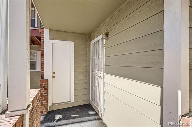 970 S Dawson Way Unit: 2