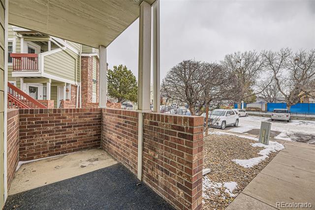 970 S Dawson Way Unit: 2