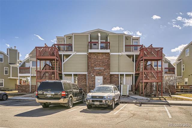 970 S Dawson Way Unit: 2
