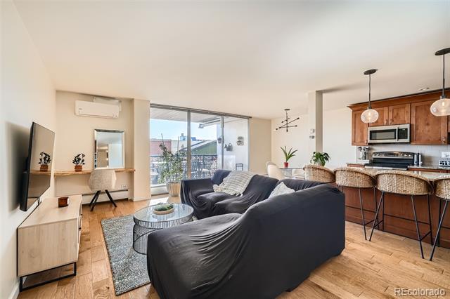 4570 E Yale Avenue Unit: 606