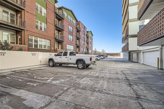 4570 E Yale Avenue Unit: 606