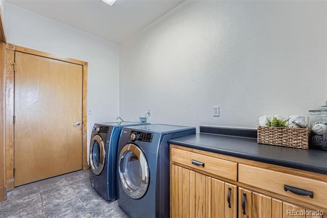 3327 Wildrose Circle