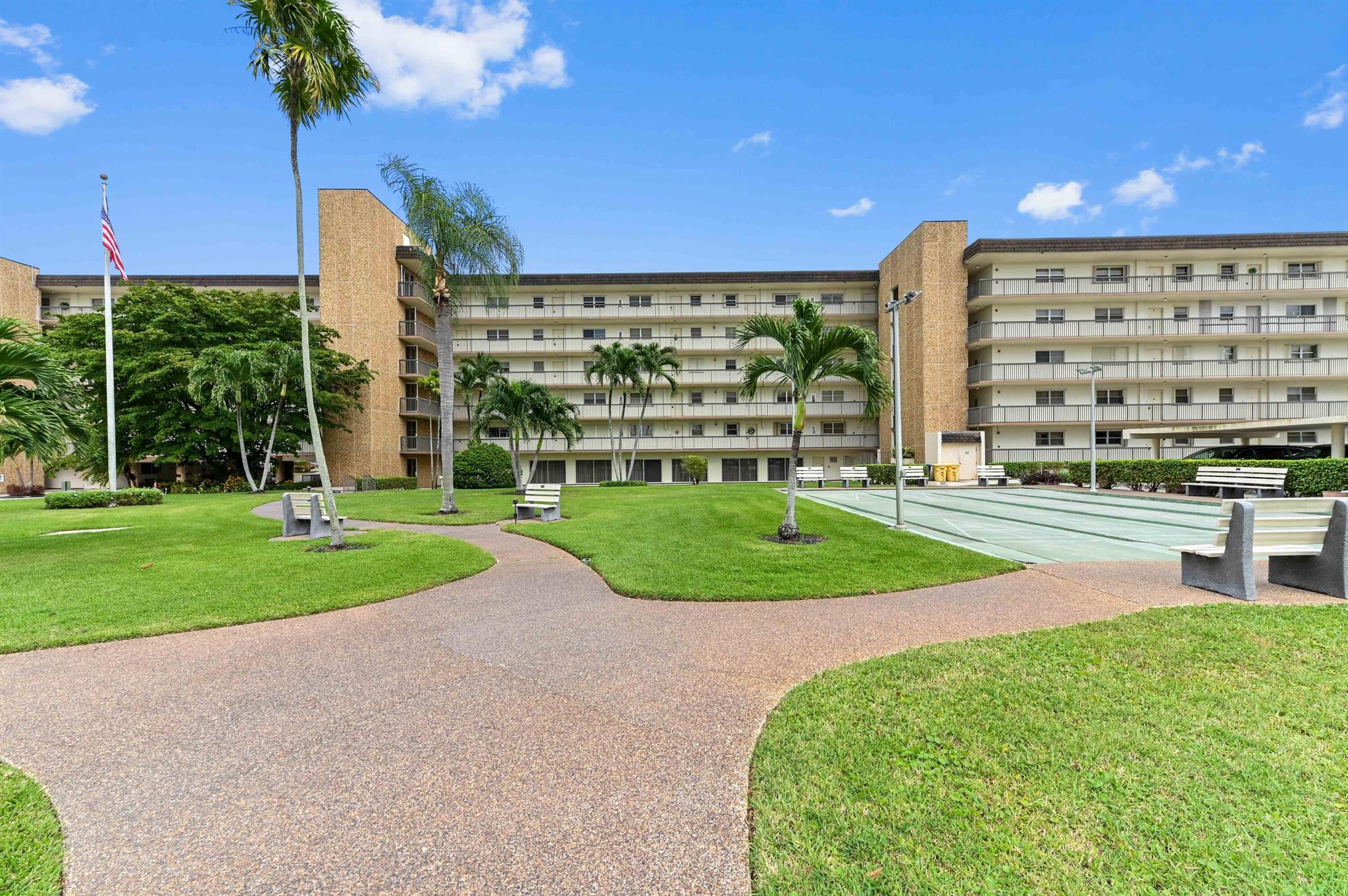 555 NW 4th Avenue 5070