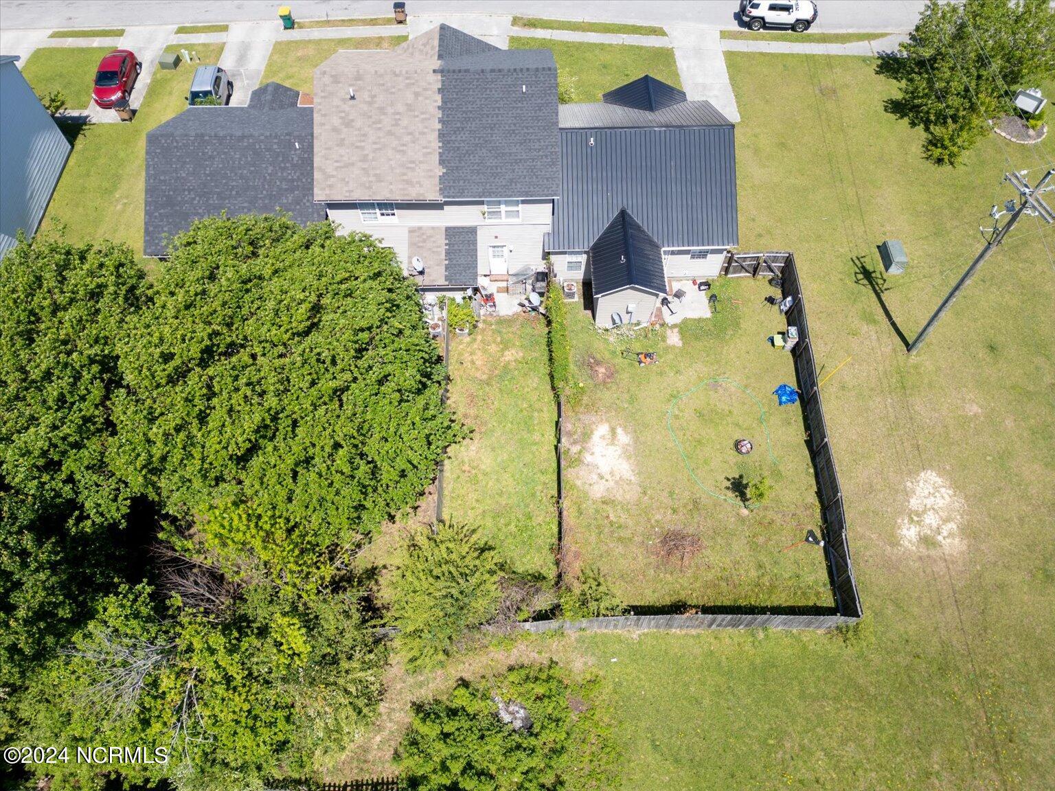 1096 W Pueblo Drive