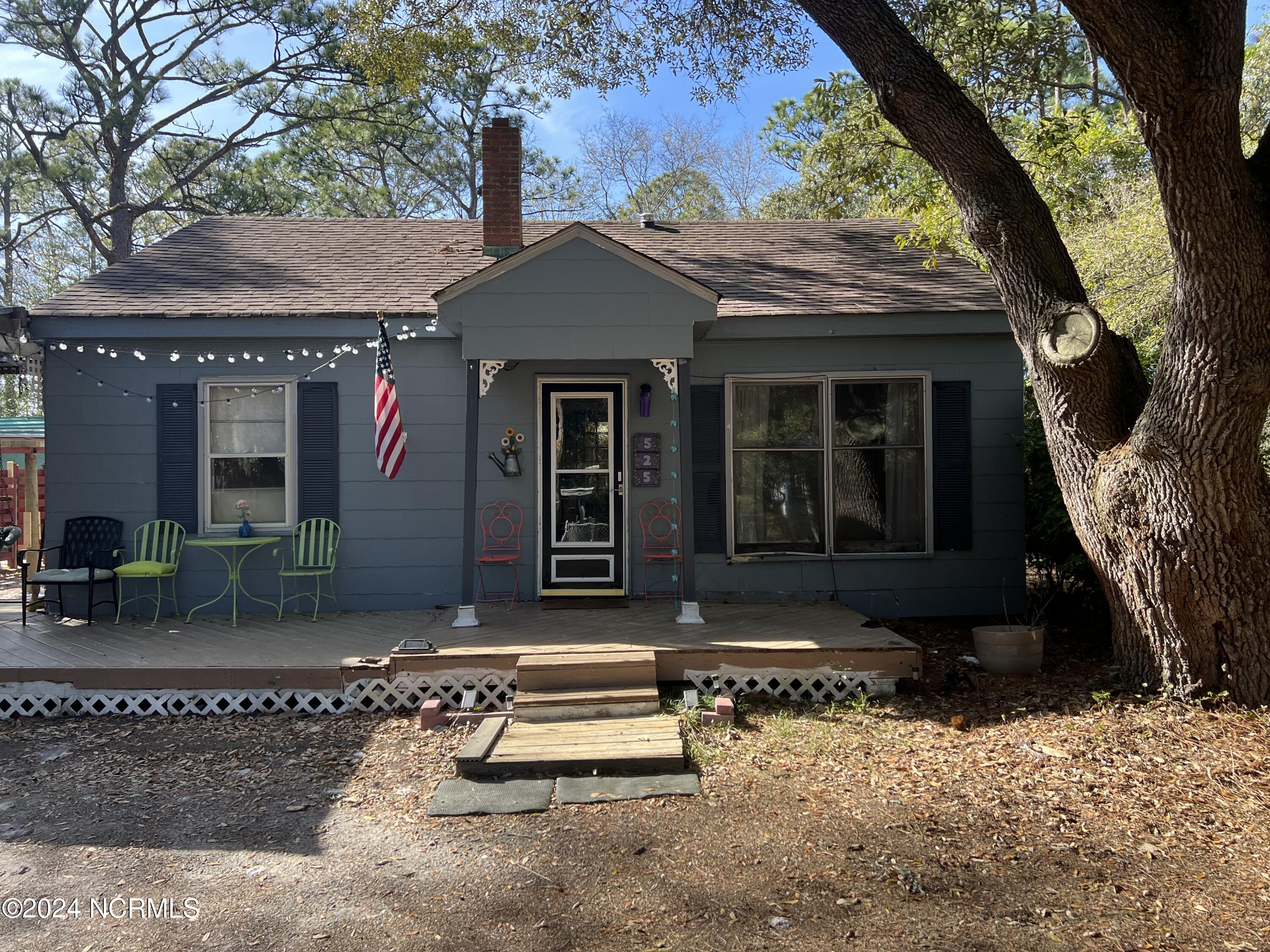 525 Crab Apple Lane