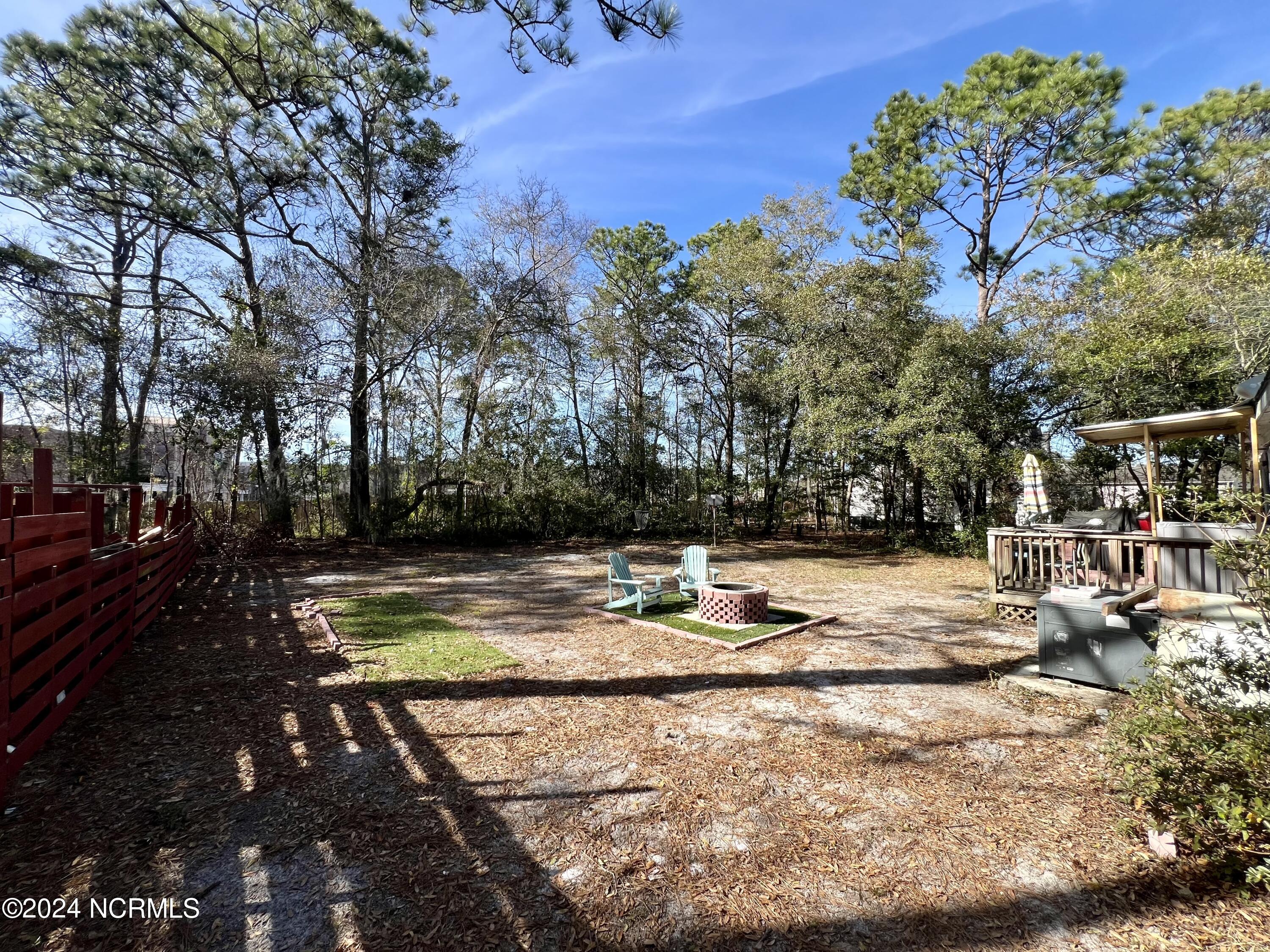 525 Crab Apple Lane