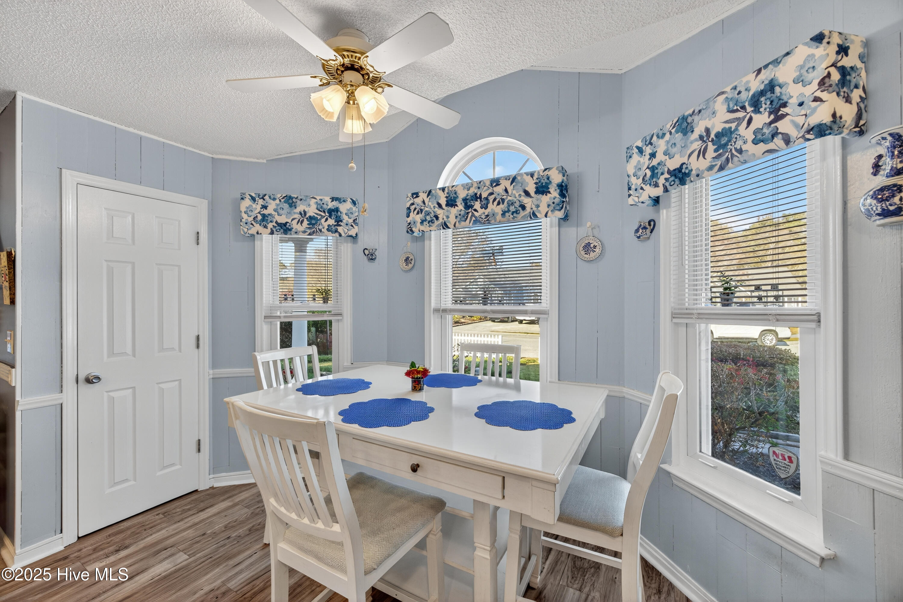 1220 Lacewood Court