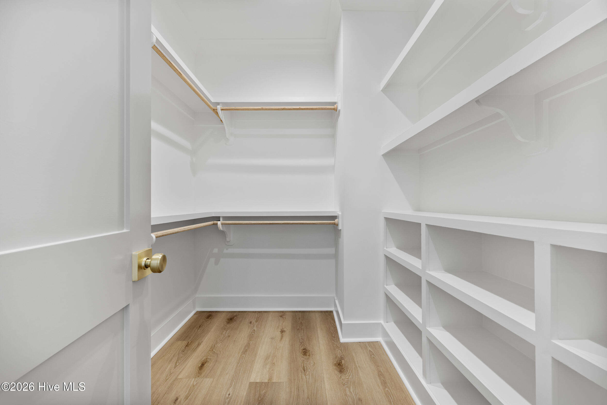 523 Ballast Point Road