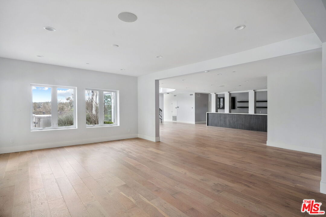2112 Rocky View Rd