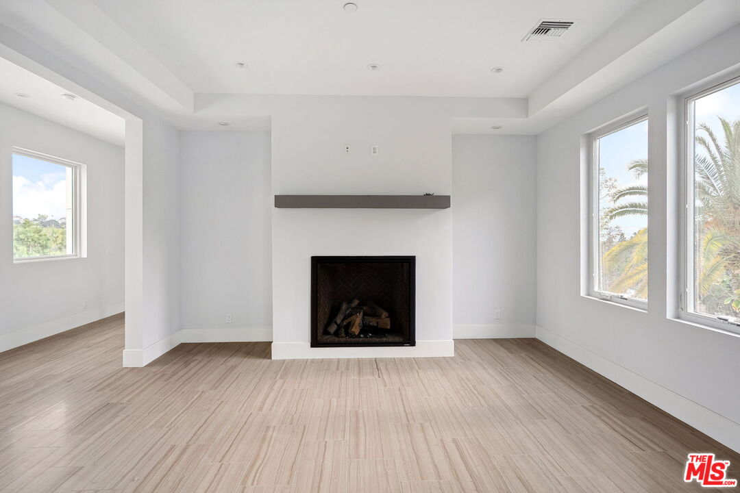 2112 Rocky View Rd