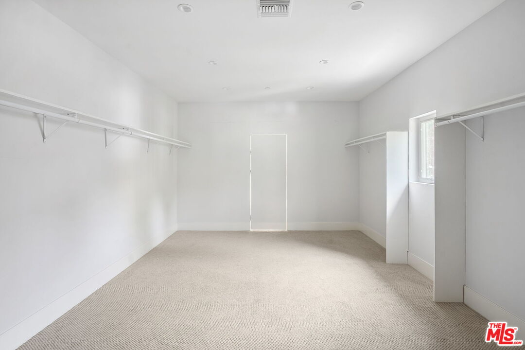 2112 Rocky View Rd