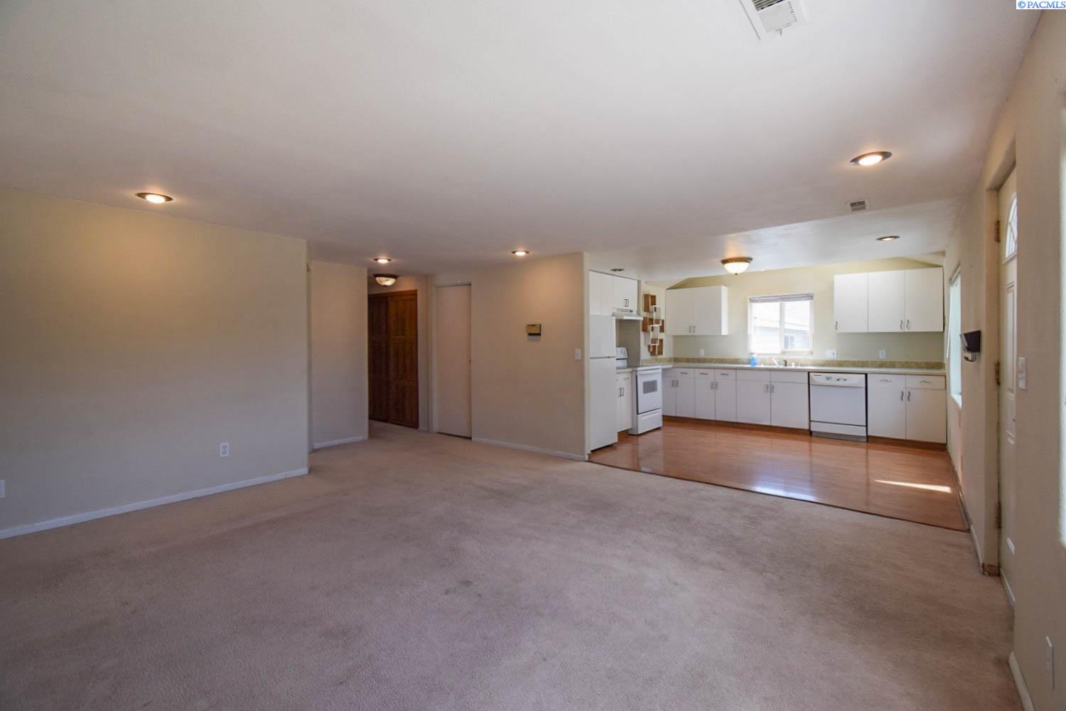 1202 Winslow