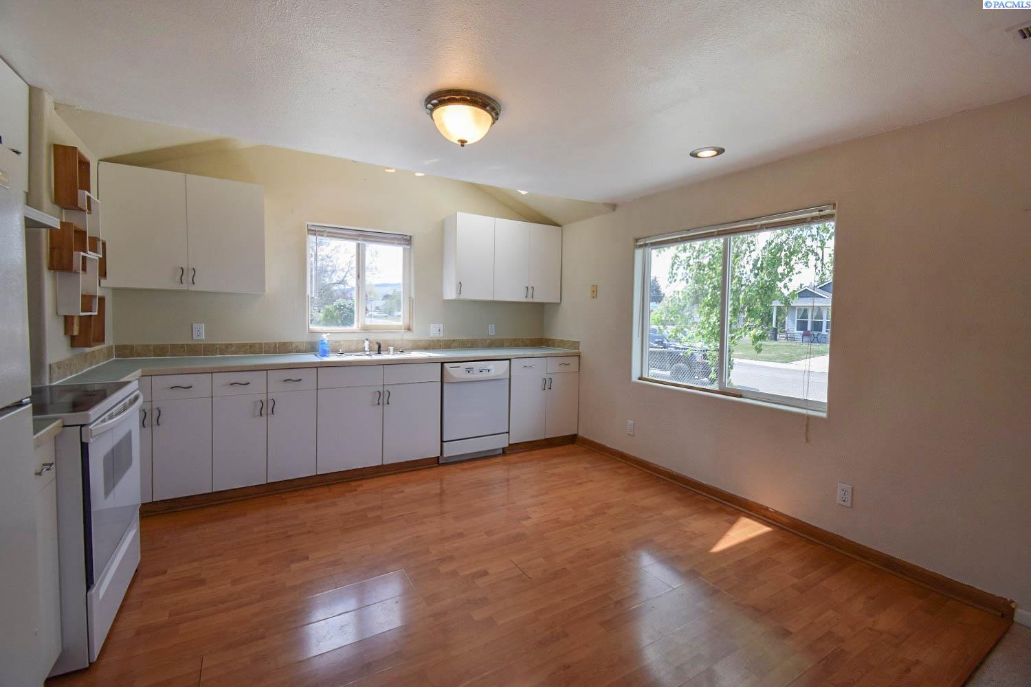 1202 Winslow