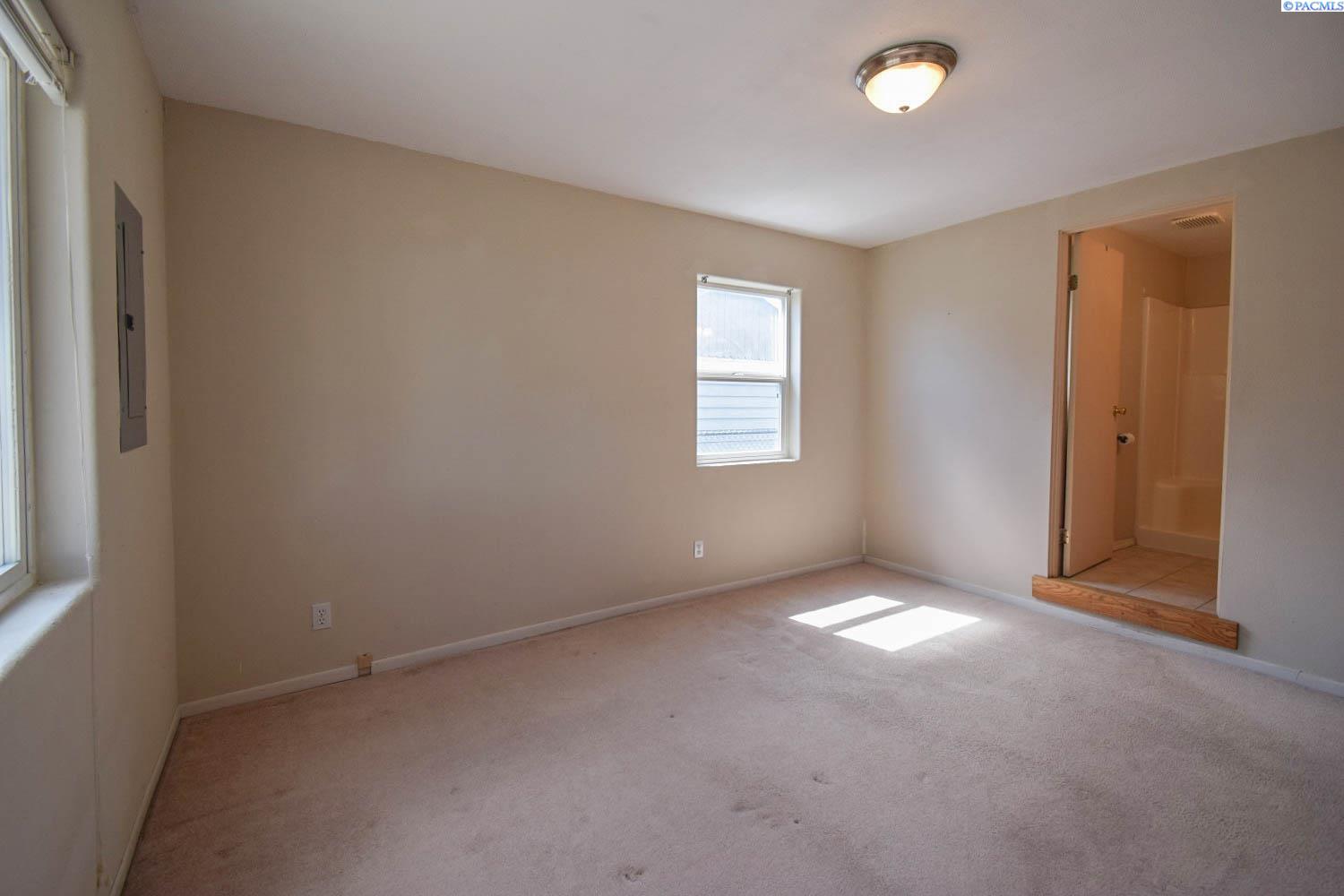 1202 Winslow