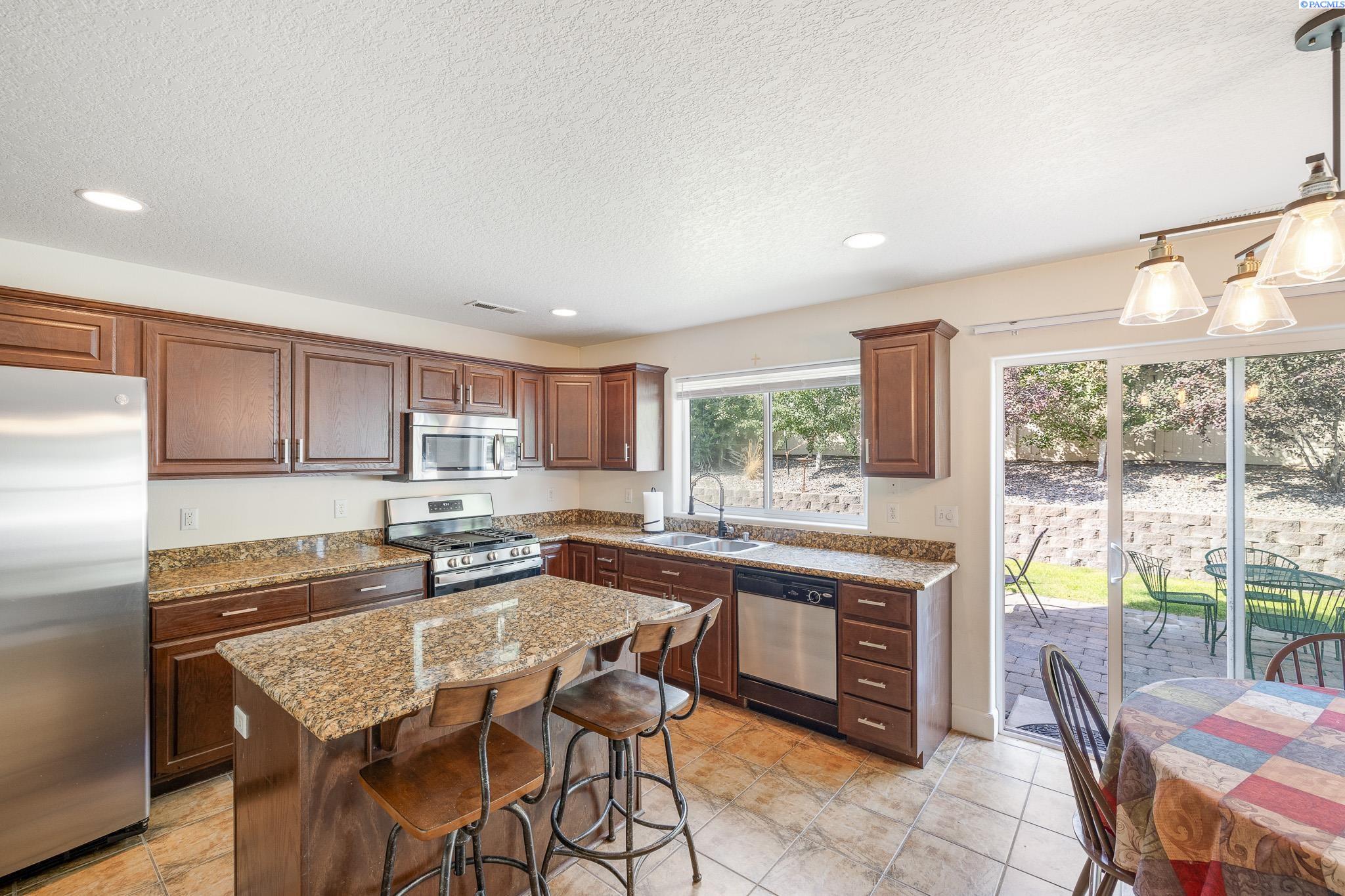 5805 Thistledown Dr.