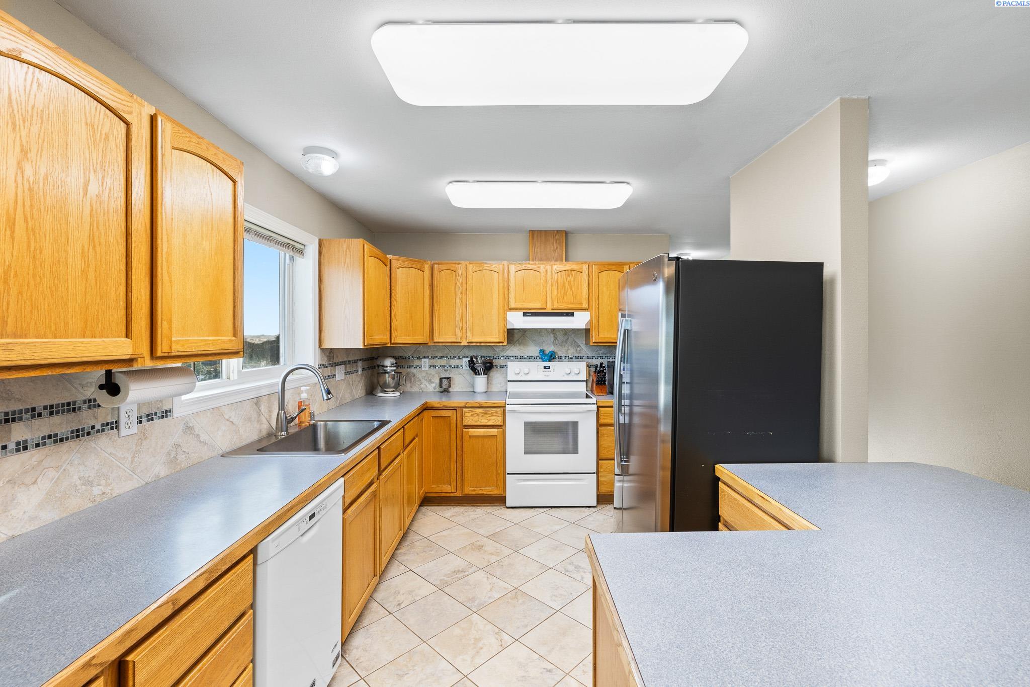 19903 W Corral Creek Rd.