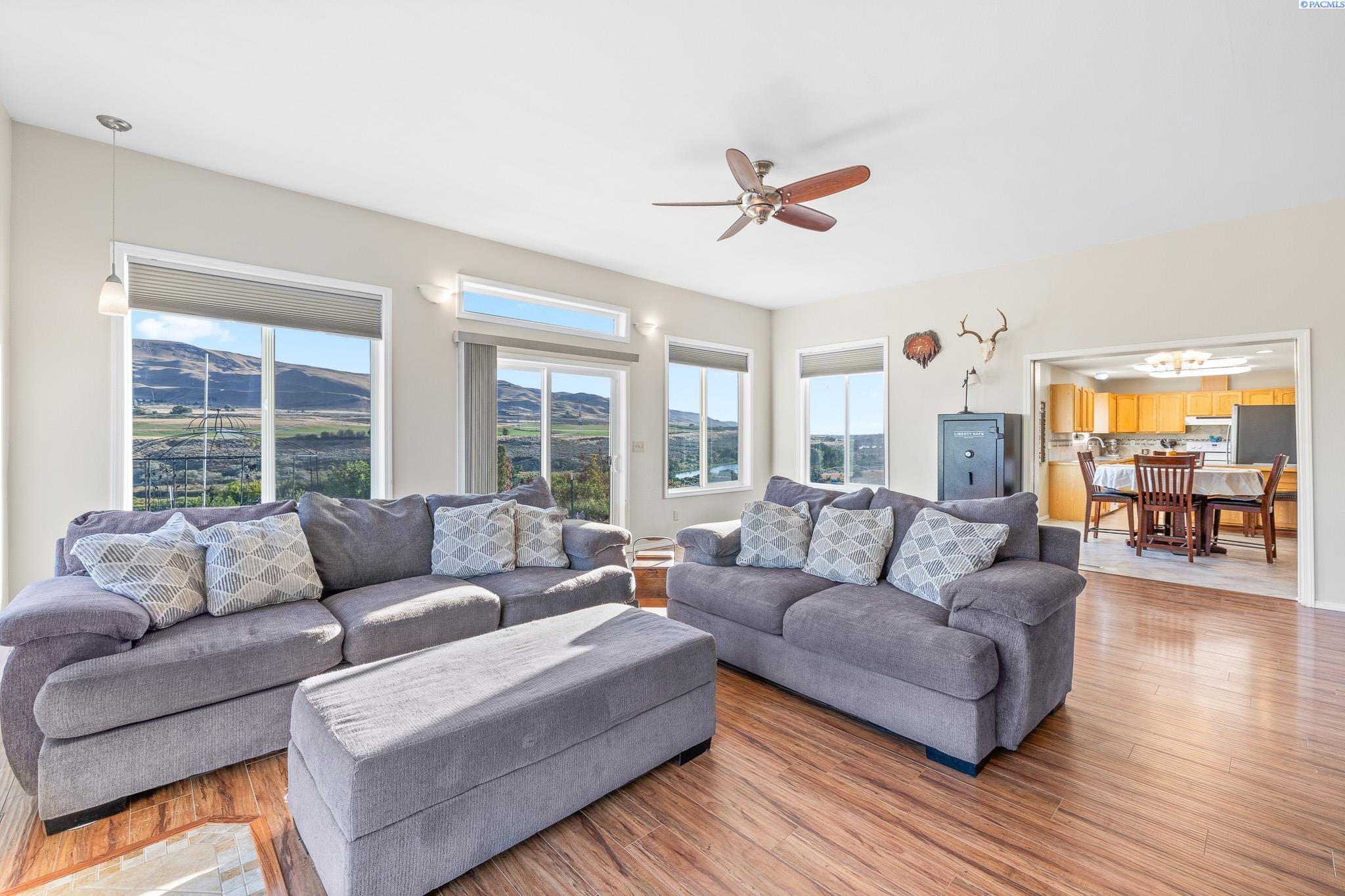 19903 W Corral Creek Rd.