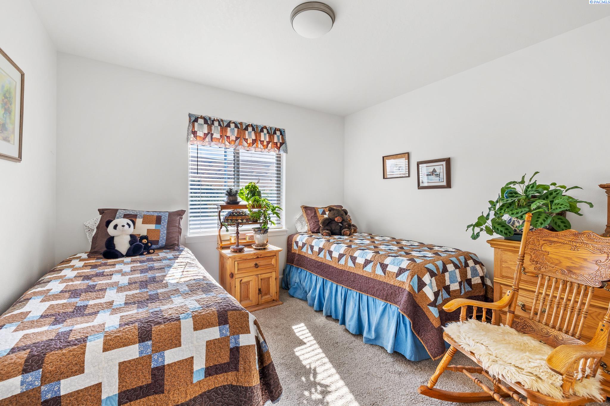 1712 Kendall Rd.