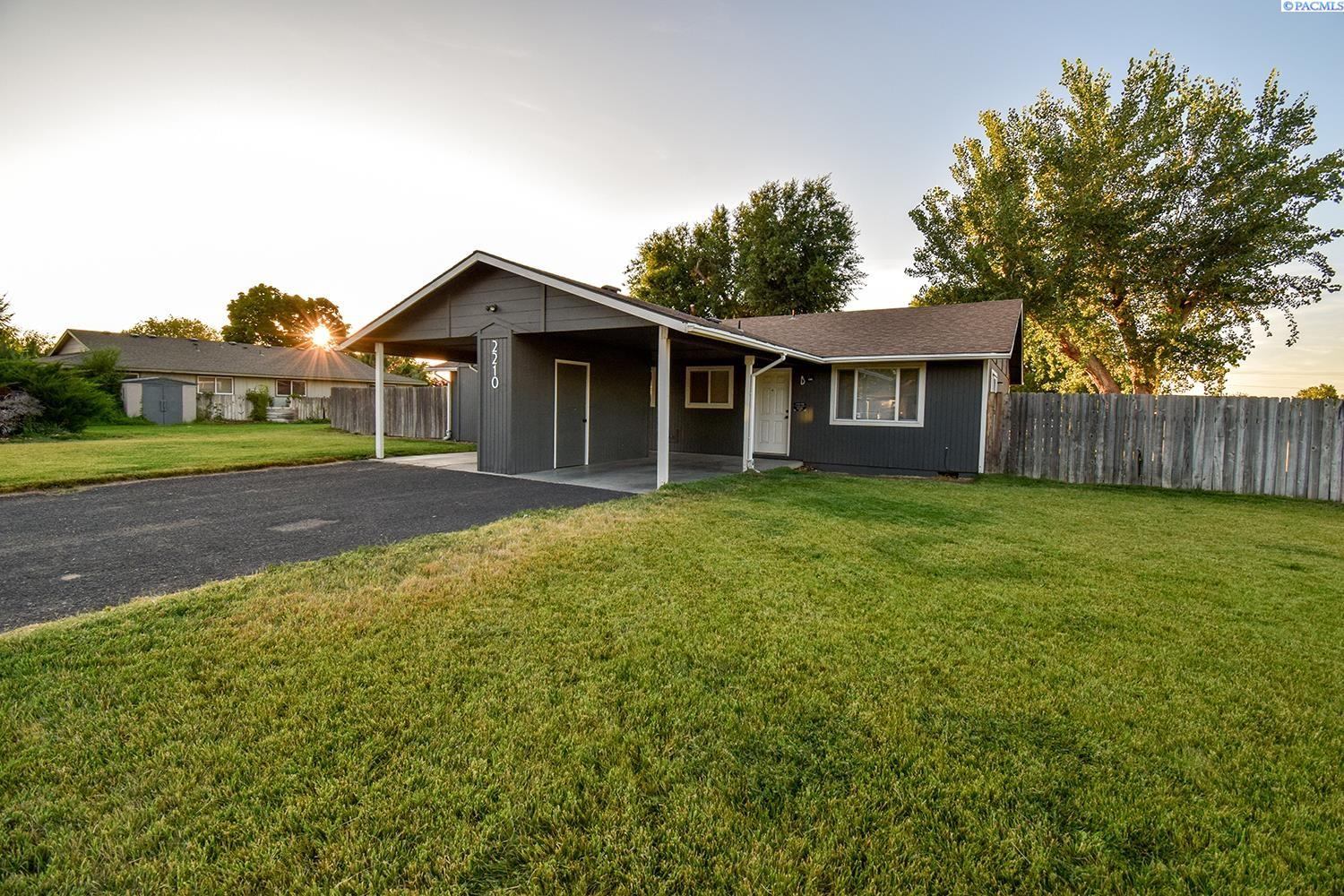 2210 W 12th
