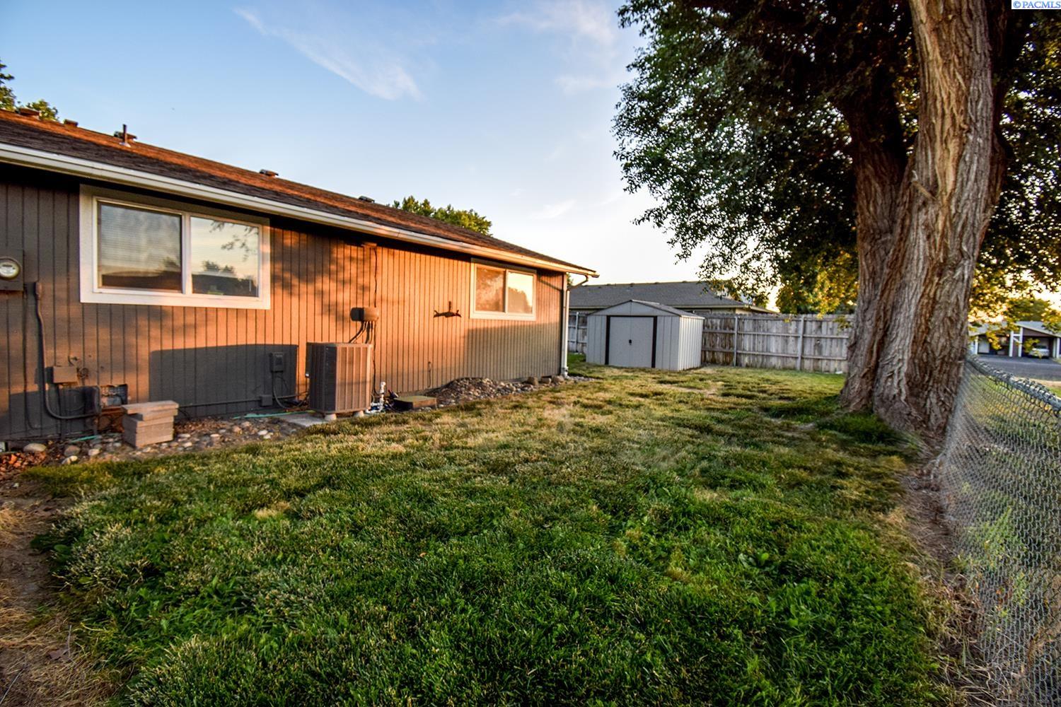 2210 W 12th