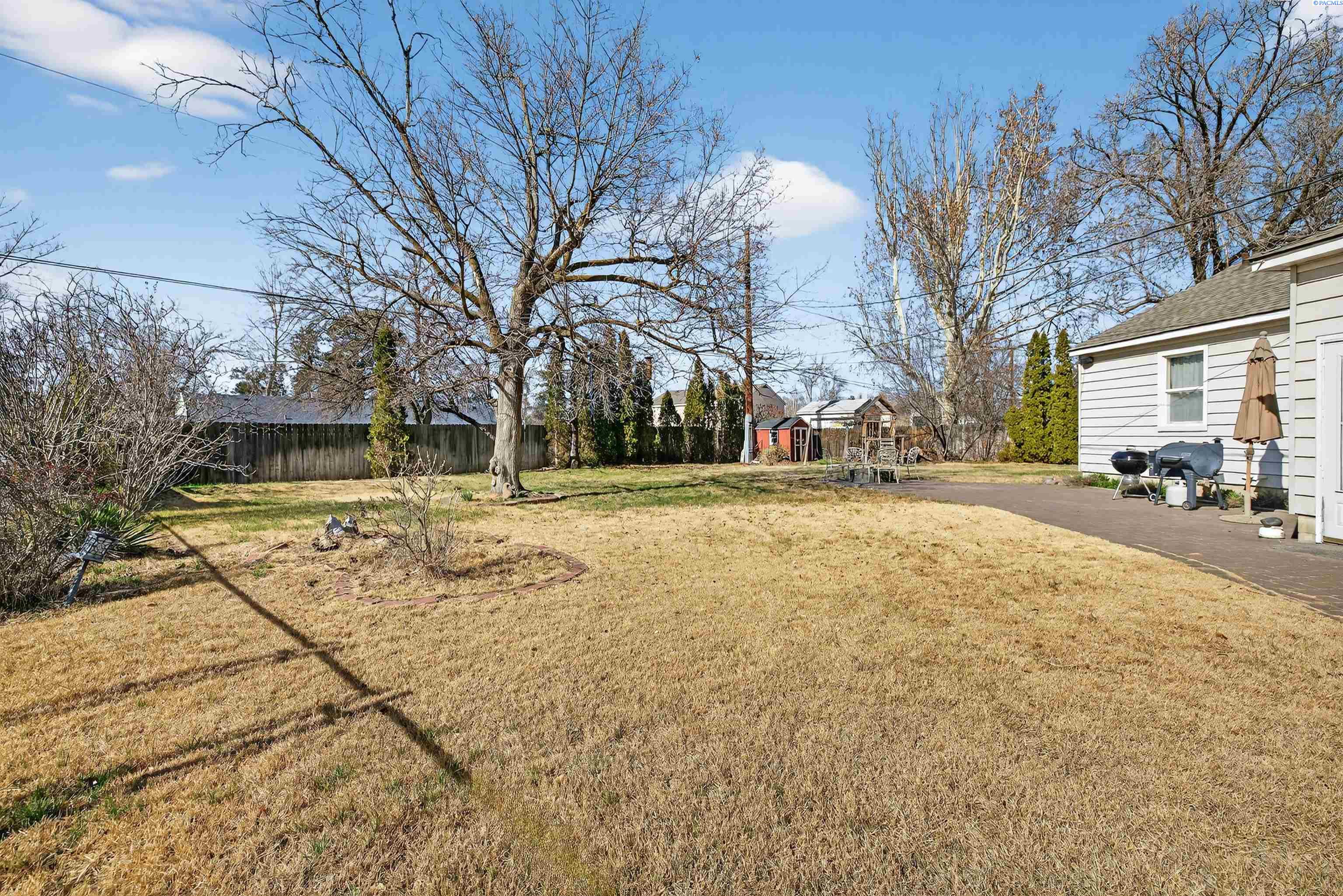 221 Douglass Ave.