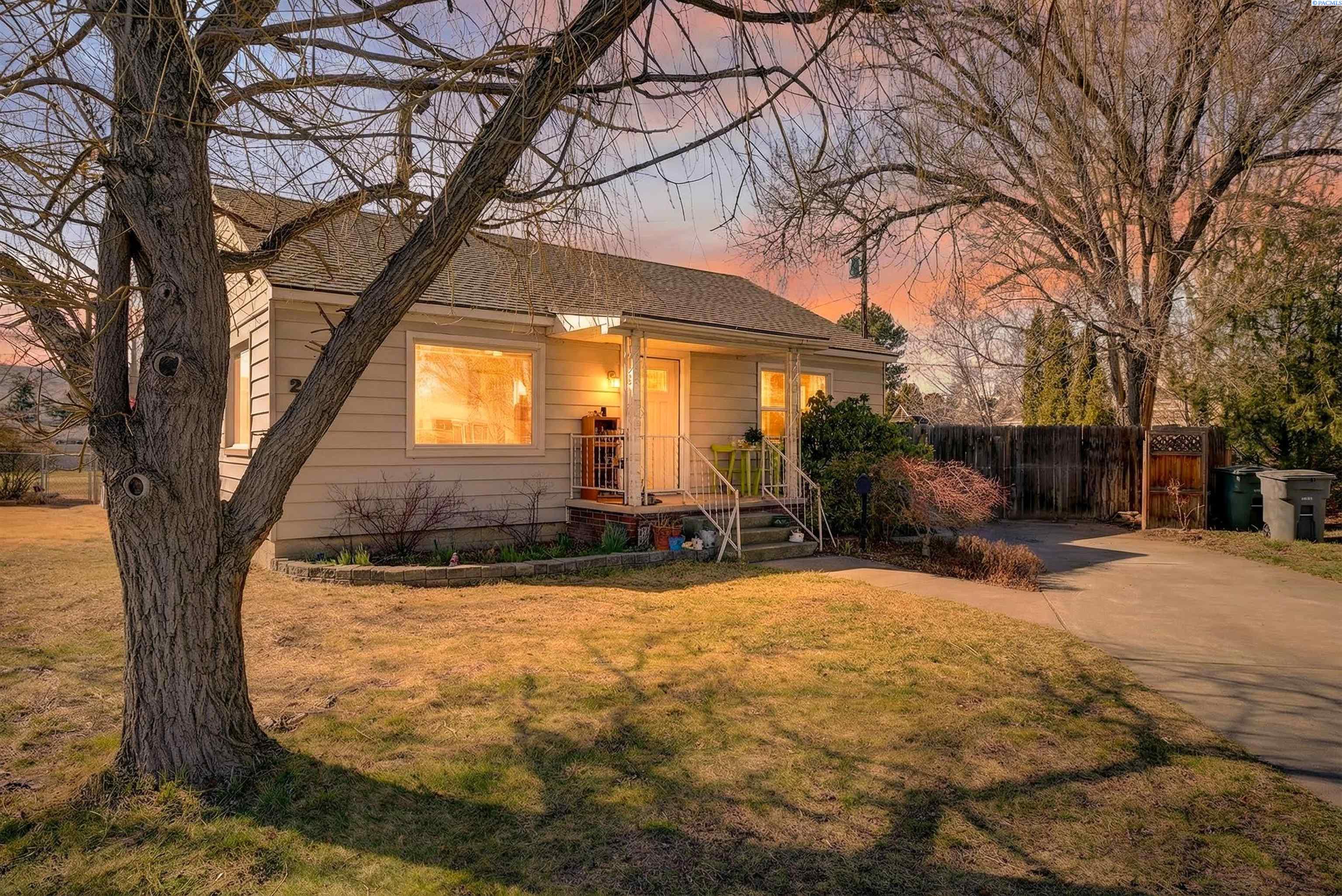 221 Douglass Ave.