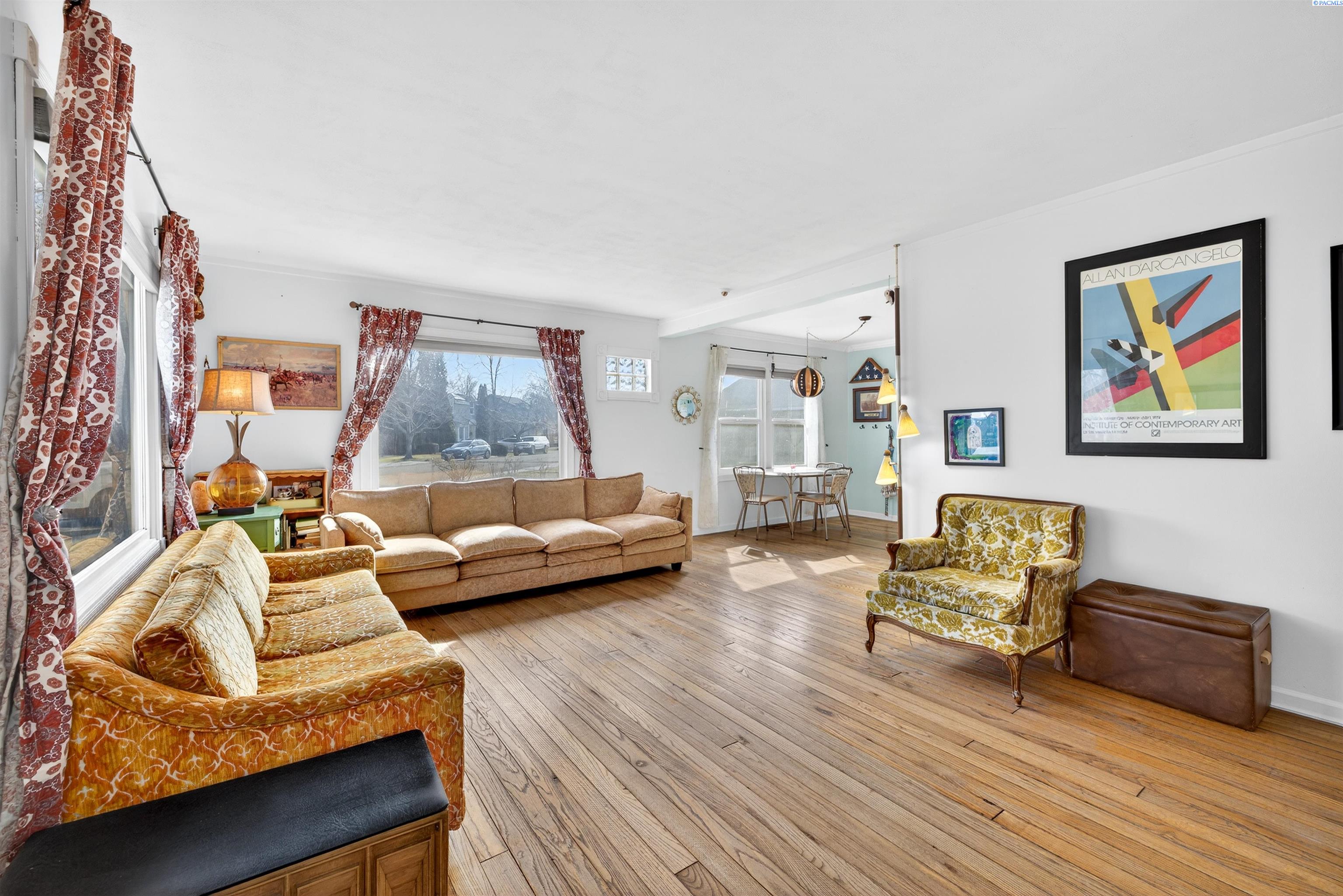 221 Douglass Ave.