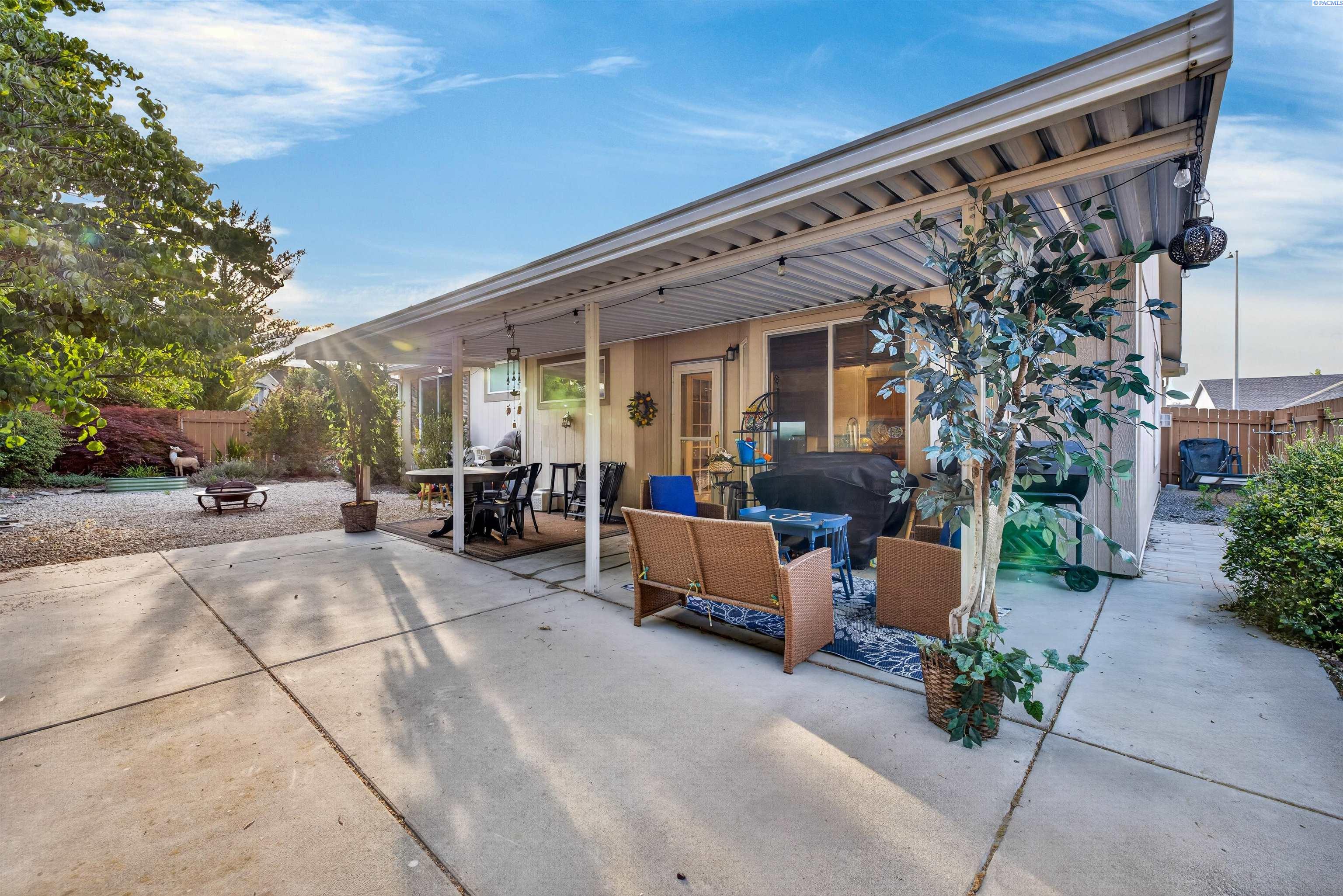 8823 Imnaha Ct.